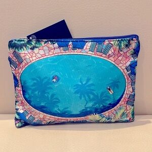 United Airlines Hawaii Amenity Kit with UA Body NWT pool